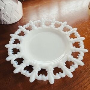 Vintage Fleur-De-Lis by New Martinsville